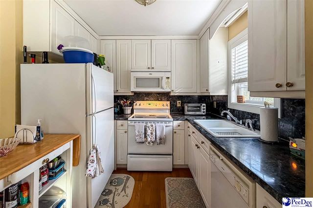 1808 Taylor Ct, Florence, SC 29501