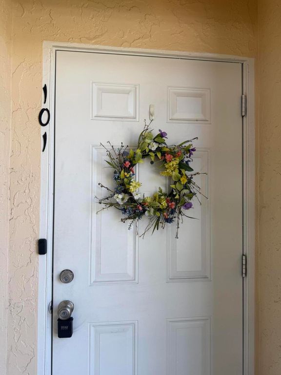 1360 NW 19th Terrace 101, Delray Beach, FL 33445