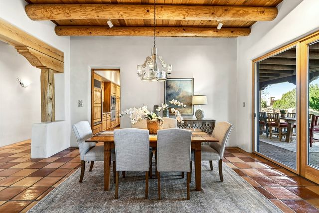 8 Ridgetop Circle, Santa Fe, NM 87506