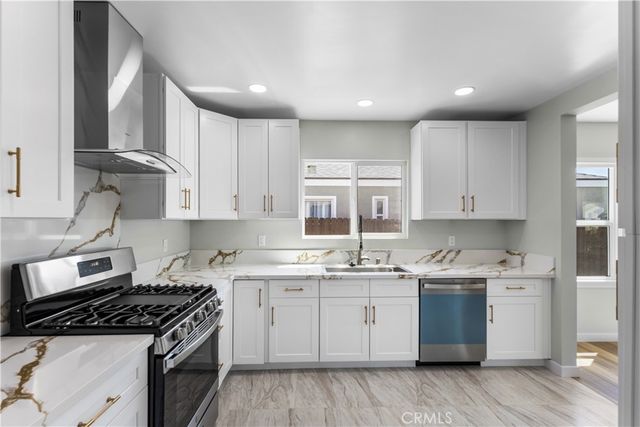 6624 Farmdale Avenue, North Hollywood, CA 91606