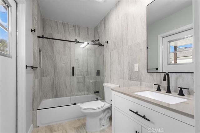 6624 Farmdale Avenue, North Hollywood, CA 91606