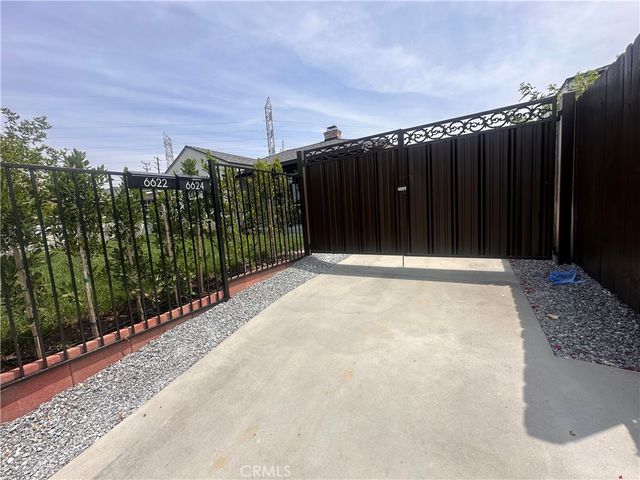 6624 Farmdale Avenue, North Hollywood, CA 91606