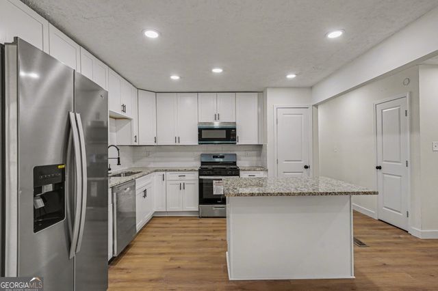 1296 Todiway Court, Jonesboro, GA 30238