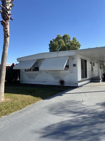 37 El Camino Real, Port St Lucie, FL 34952