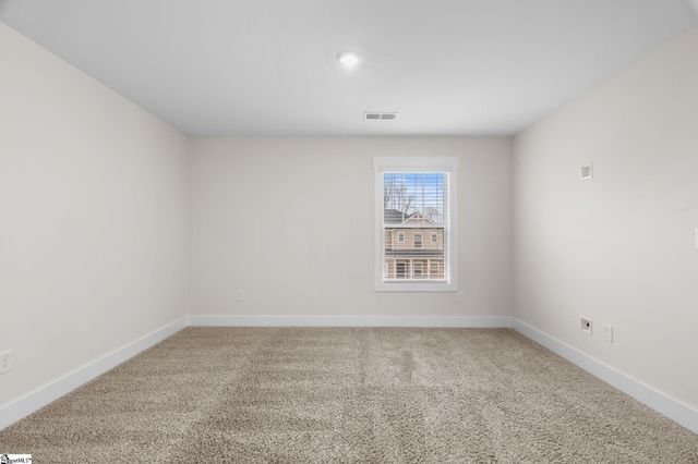 216 Pewter Circle, Simpsonville, SC 29680