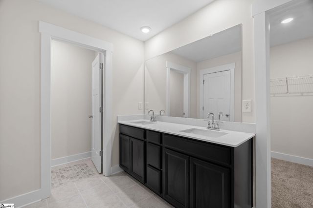 216 Pewter Circle, Simpsonville, SC 29680