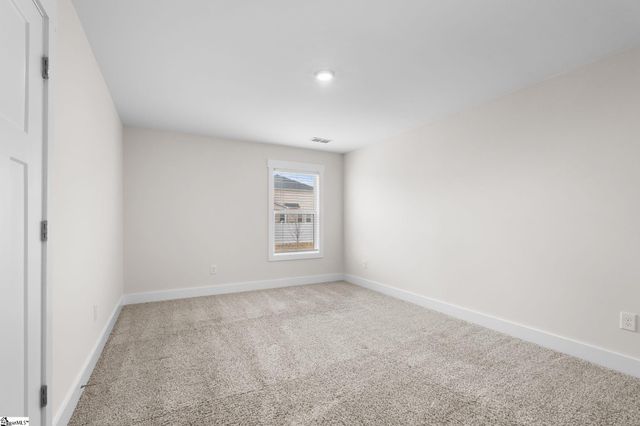 216 Pewter Circle, Simpsonville, SC 29680