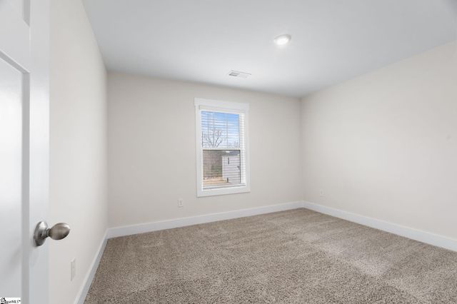 216 Pewter Circle, Simpsonville, SC 29680