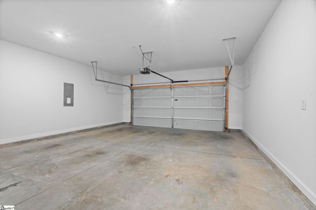 216 Pewter Circle, Simpsonville, SC 29680