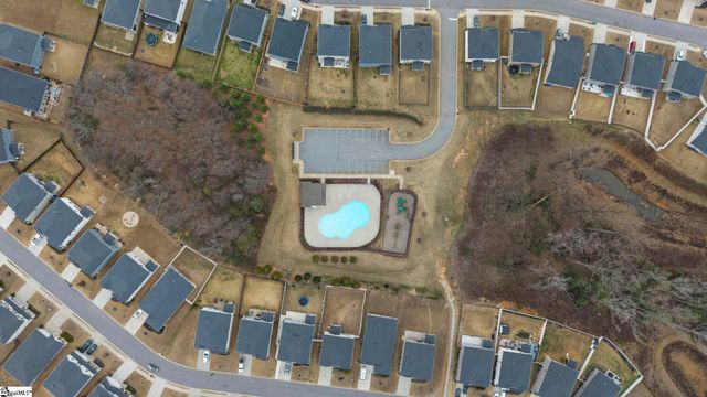 216 Pewter Circle, Simpsonville, SC 29680