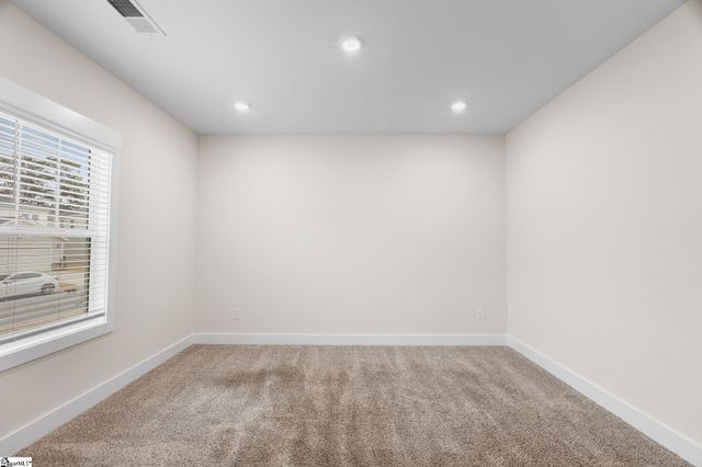 216 Pewter Circle, Simpsonville, SC 29680