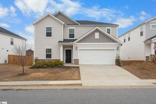 216 Pewter Circle, Simpsonville, SC 29680