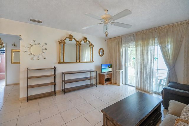16750 NE 14th Avenue 303, Miami, FL 33162
