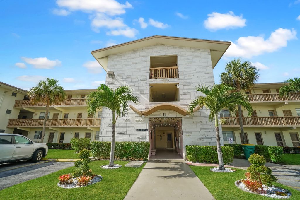 16750 NE 14th Avenue 303, Miami, FL 33162