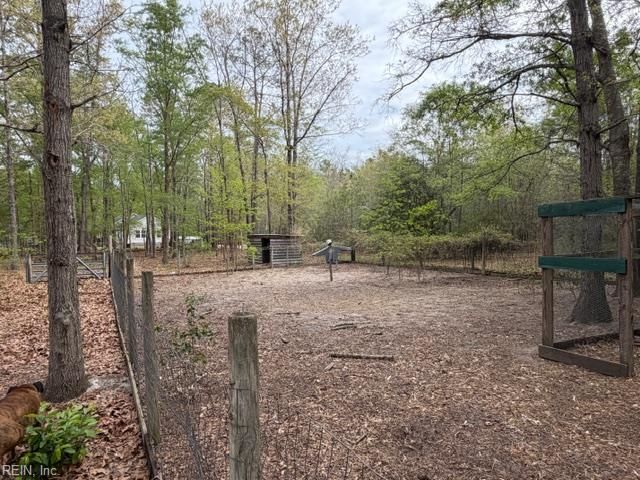 21483 Chestnut LN, Zuni, VA 23898