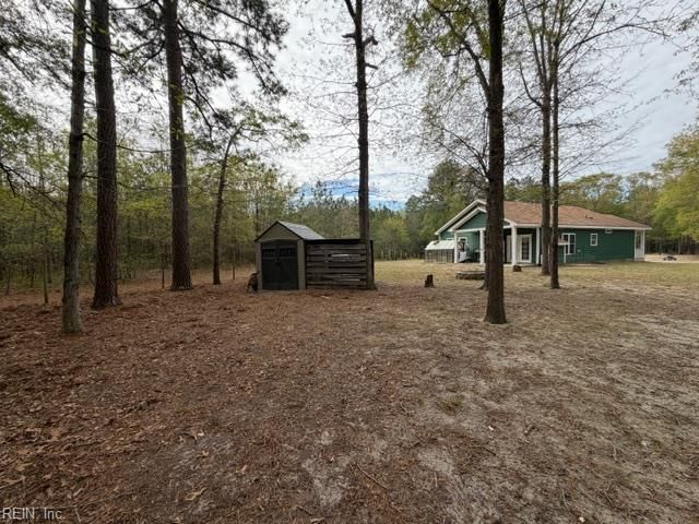 21483 Chestnut LN, Zuni, VA 23898