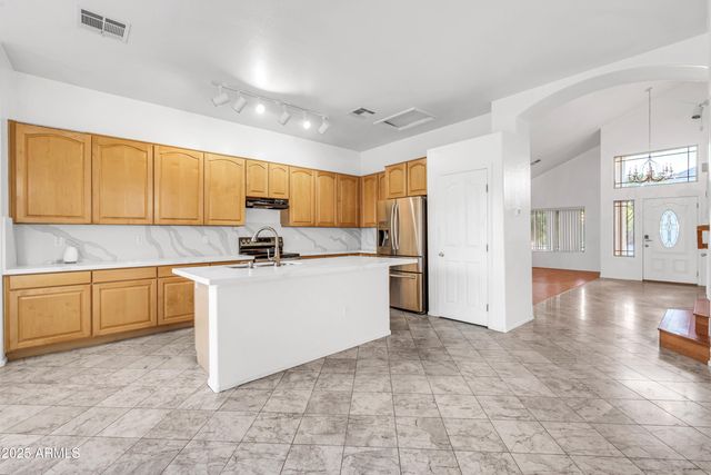 1342 N MCKENNA Lane, Gilbert, AZ 85233