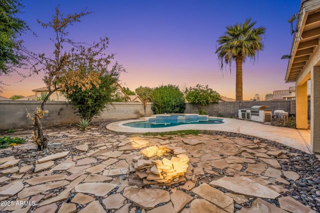 1342 N MCKENNA Lane, Gilbert, AZ 85233