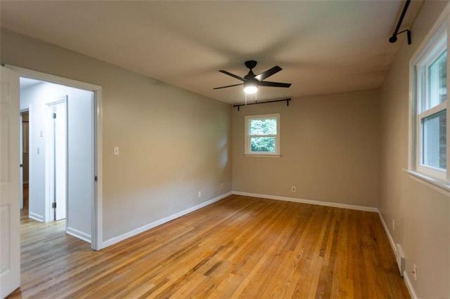 1025 Vistavia Circle, Decatur, GA 30033