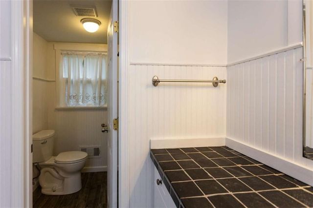 1025 Vistavia Circle, Decatur, GA 30033