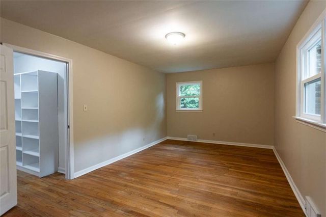 1025 Vistavia Circle, Decatur, GA 30033