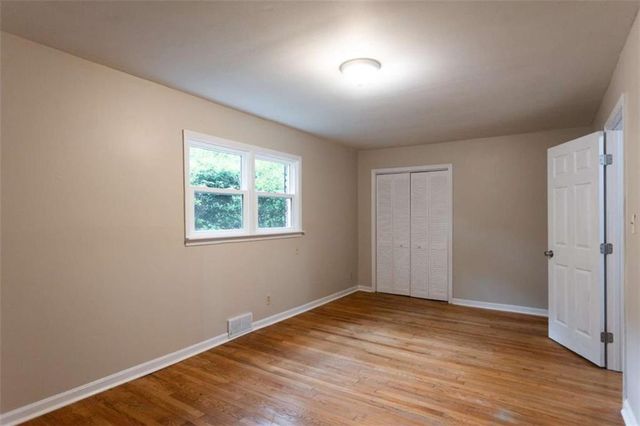 1025 Vistavia Circle, Decatur, GA 30033
