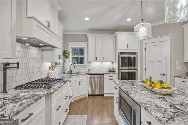 6290 Granbury Walk NW, Acworth, GA 30101