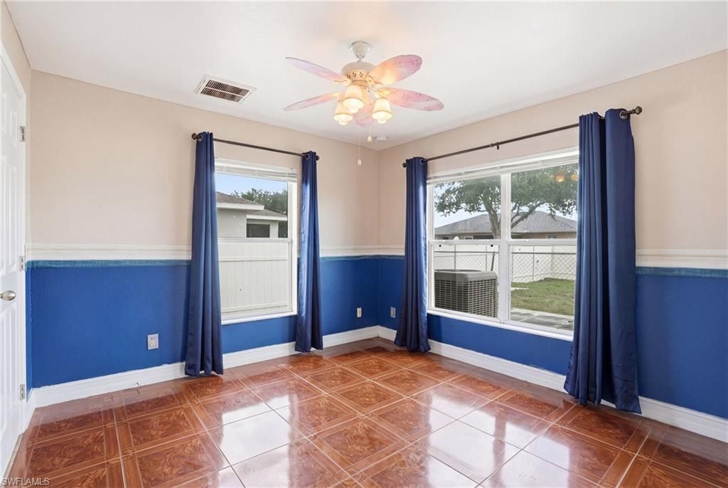 Image 15 of property listing at 4129 NE 14th PL, Cape Coral, FL 33909