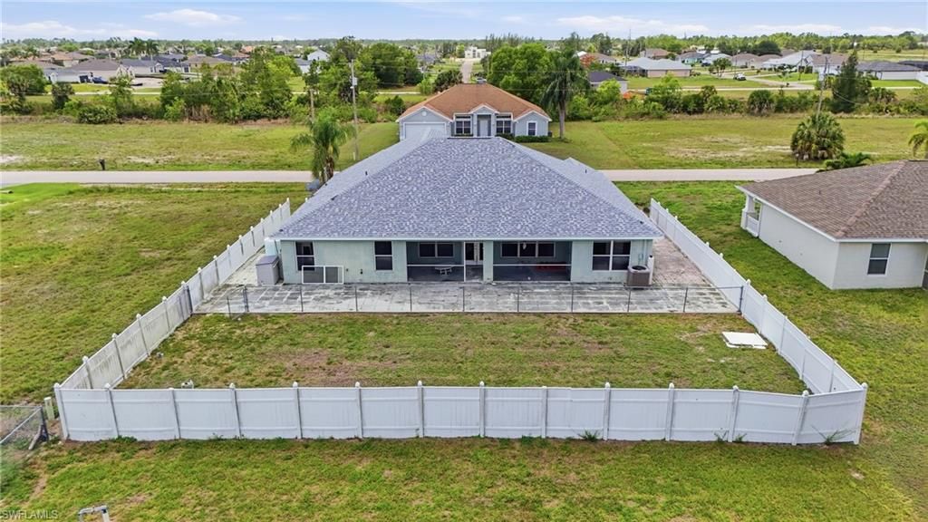 Image 23 of property listing at 4129 NE 14th PL, Cape Coral, FL 33909