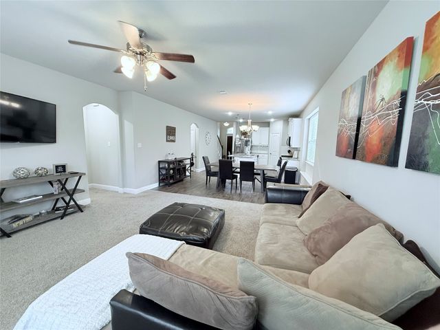 612 Redwood Drive, Greenville, TX 75402