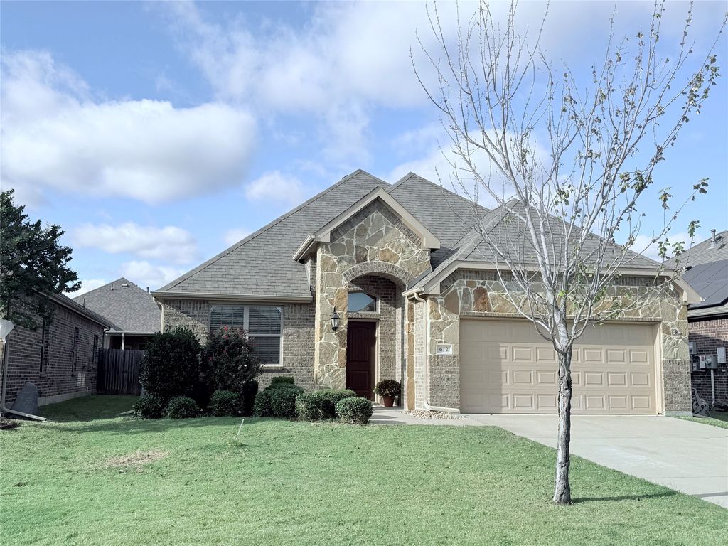 612 Redwood Drive, Greenville, TX 75402