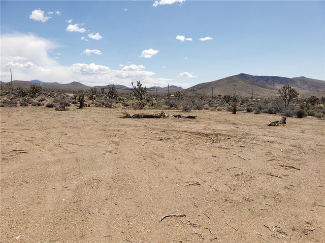 2 Acres La Crescenta, White Hills, AZ 86445