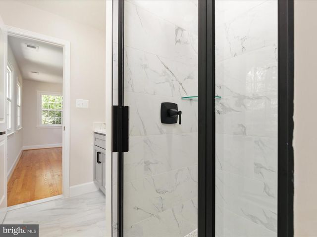 13209 JOHNNY MOORE LN, Clifton, VA 20124