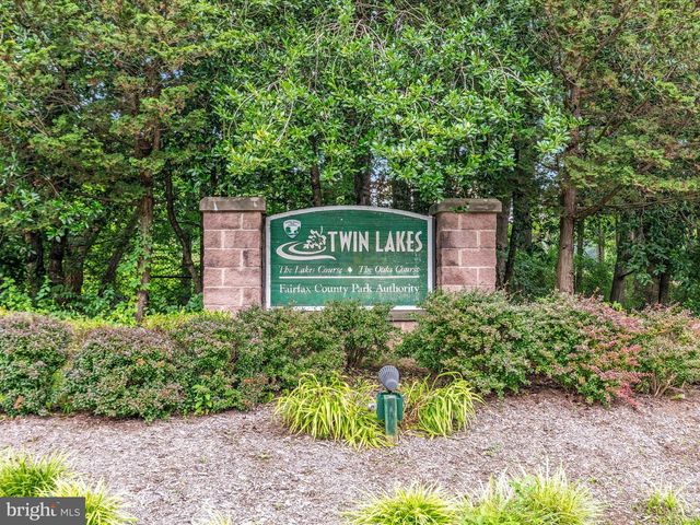 13209 JOHNNY MOORE LN, Clifton, VA 20124