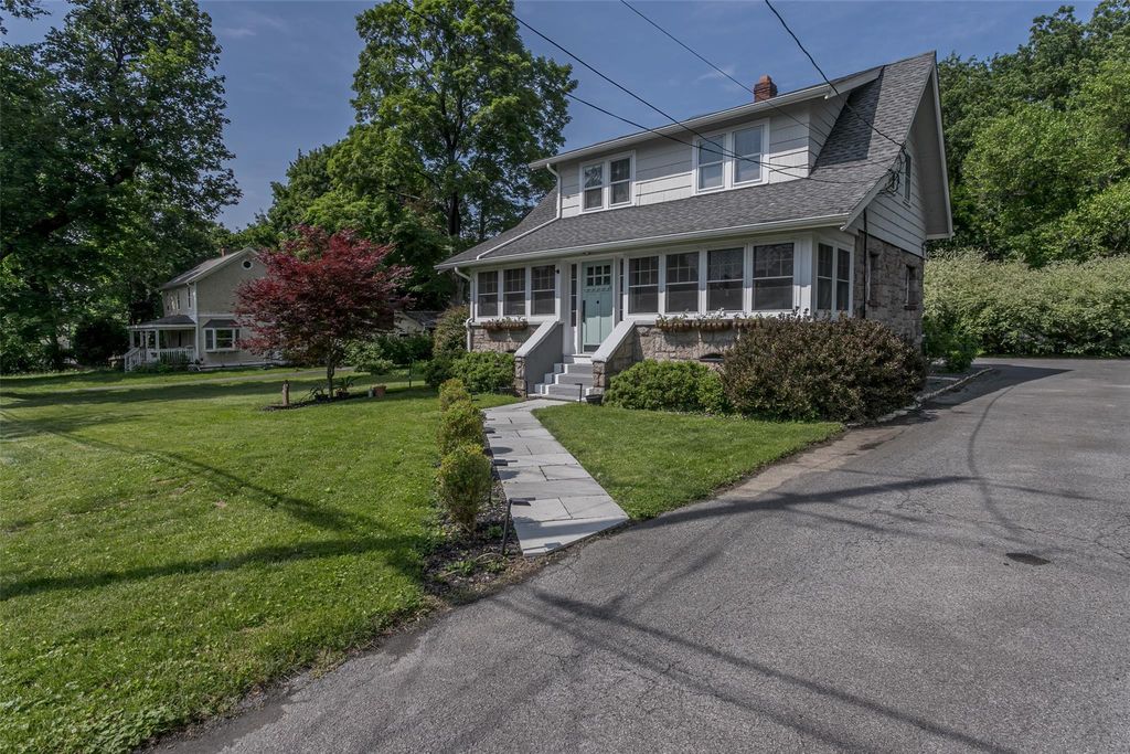 24 Edenville Road, Warwick, NY 10990