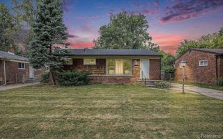22321 Logue Avenue, Warren, MI 48091