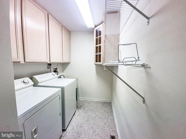 133 LYNTHWAITE FARM LN, Wilmington, DE 19803