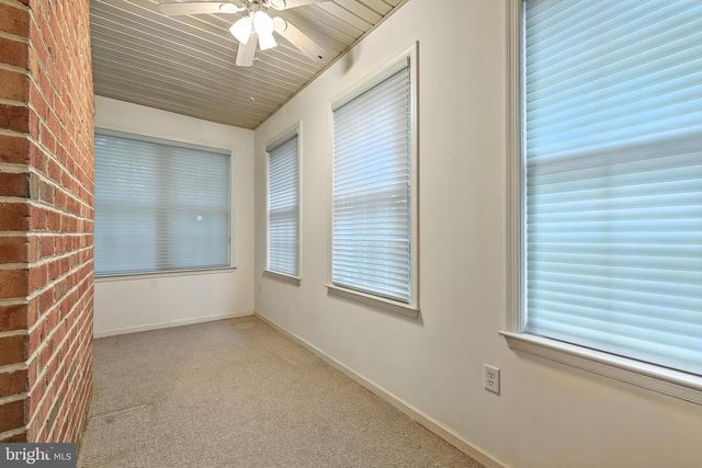 133 LYNTHWAITE FARM LN, Wilmington, DE 19803