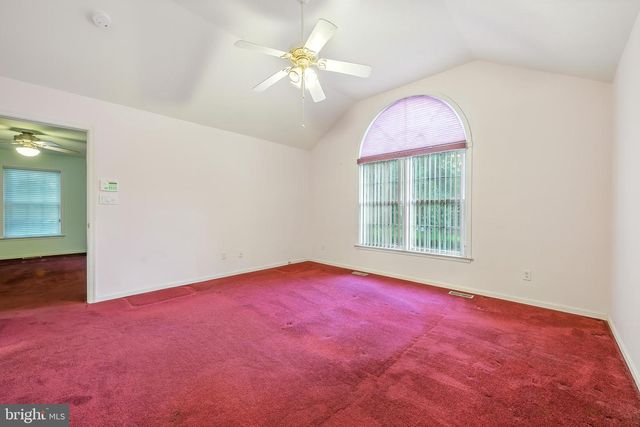 133 LYNTHWAITE FARM LN, Wilmington, DE 19803