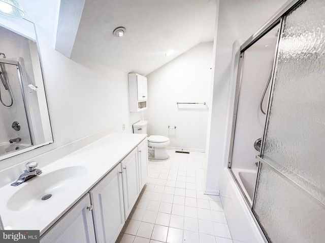 133 LYNTHWAITE FARM LN, Wilmington, DE 19803