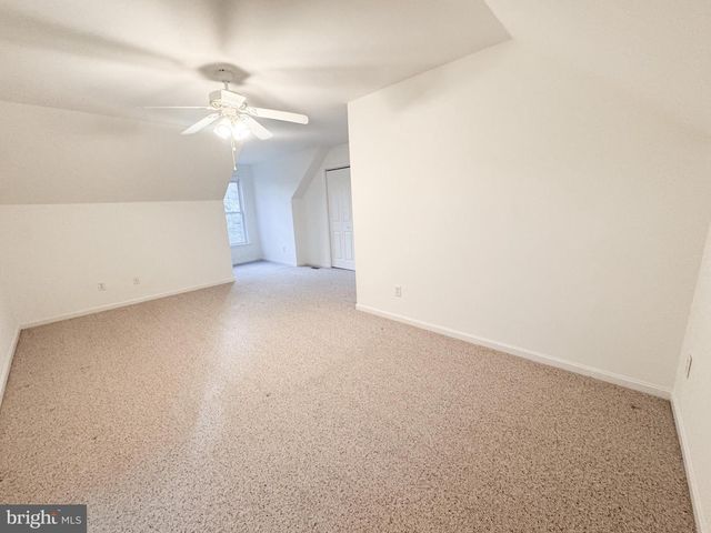 133 LYNTHWAITE FARM LN, Wilmington, DE 19803