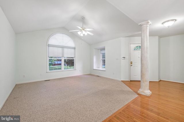 133 LYNTHWAITE FARM LN, Wilmington, DE 19803