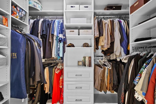 3607 MIGHTY OAK TRAIL, Green Bay, WI 54313