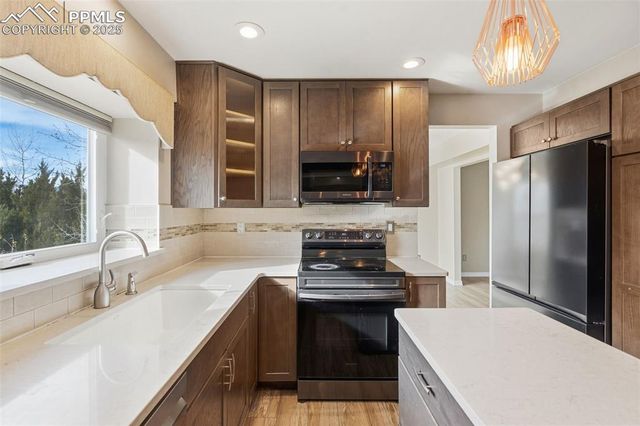 910 Wuthering Heights Drive, Colorado Springs, CO 80921