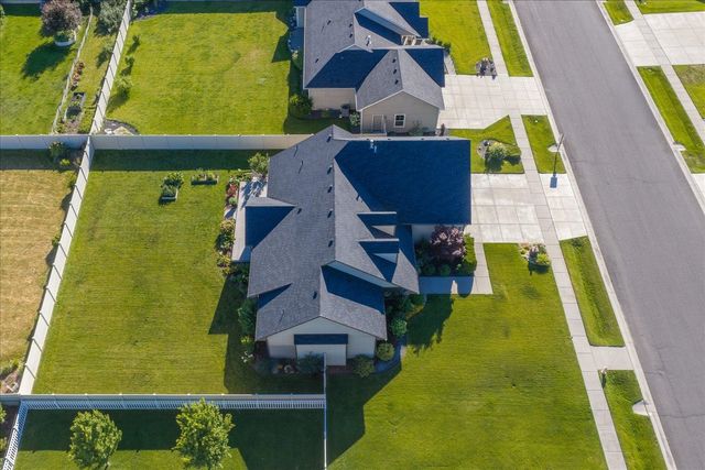 1414 E Sawgrass Ln, Deer Park, WA 99006