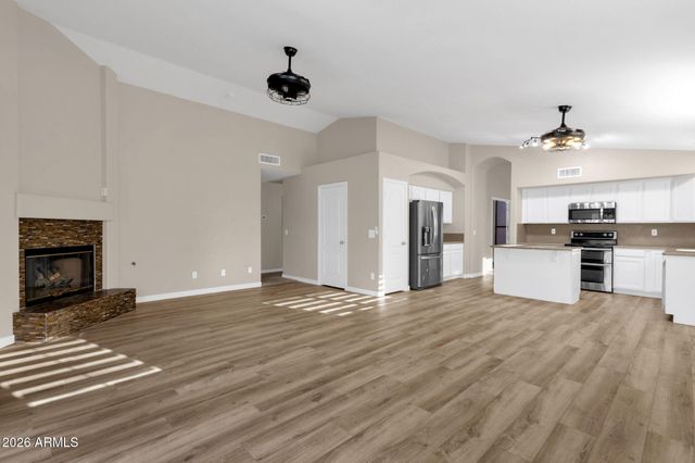 15244 W MELISSA Lane, Surprise, AZ 85374