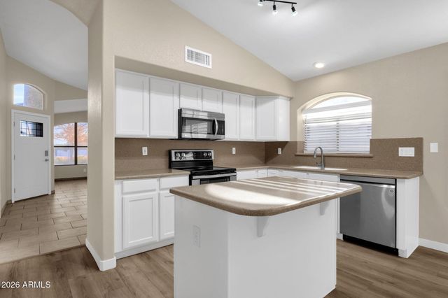 15244 W MELISSA Lane, Surprise, AZ 85374