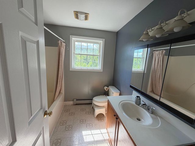 83 Tabor Circle, Albany, NH 03818