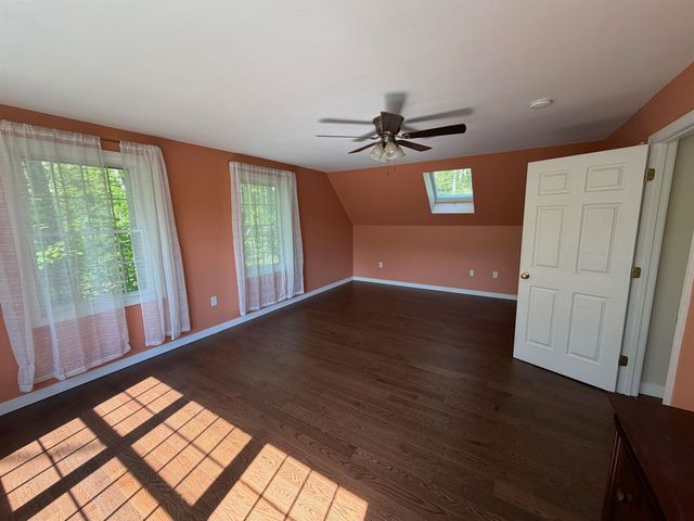 83 Tabor Circle, Albany, NH 03818