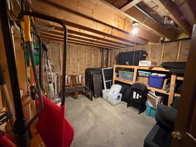 83 Tabor Circle, Albany, NH 03818